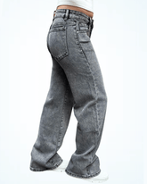 Emma Jeans mit lockerem Bein