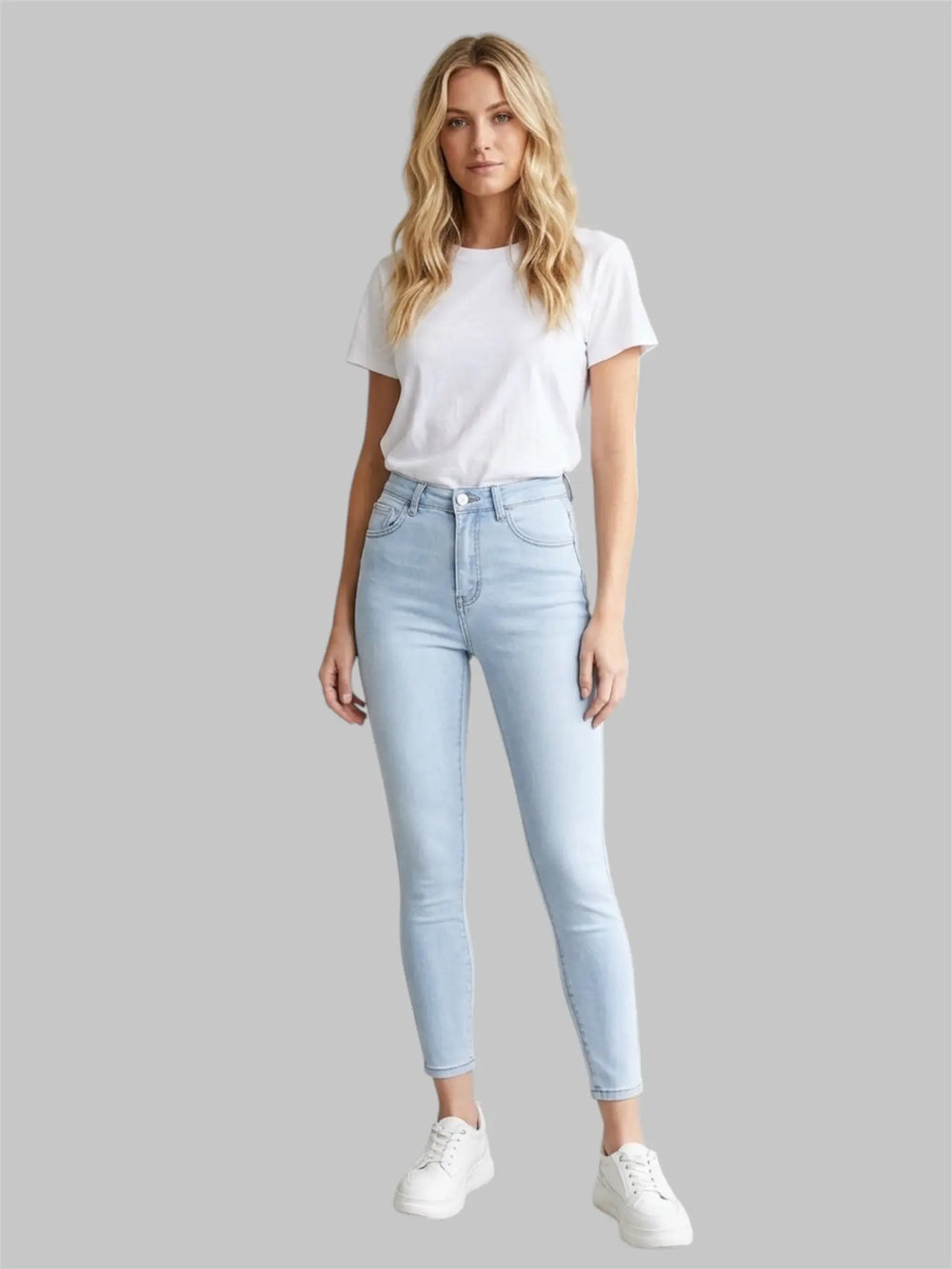 Helle Skinny Jeans mit Push‑Up – der Figurzauber für jeden Tag Mara