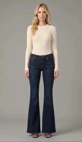 Low Waist Flared Jeans Cindy - Dark Blue Denim & Elegant Flared Leg Mara