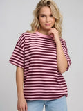 T‑Shirt Amelie – Zarte Streifen, moderner Look Mara