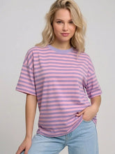 T‑Shirt Amelie – Zarte Streifen, moderner Look Mara