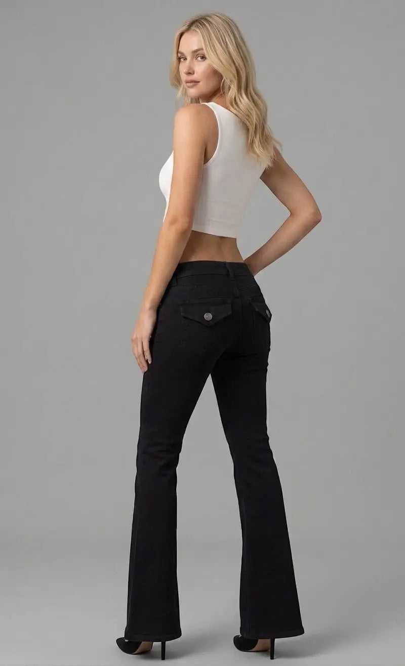Low Waist Jeans "Laura" - Black, modern, confident - Mara