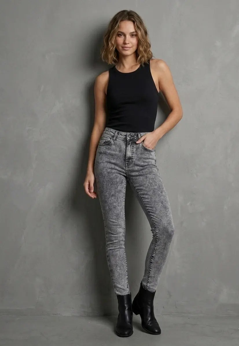 Grey Skinny Jeans Valentina - High Waist & Push-Up for your perfect silhouette - Mara