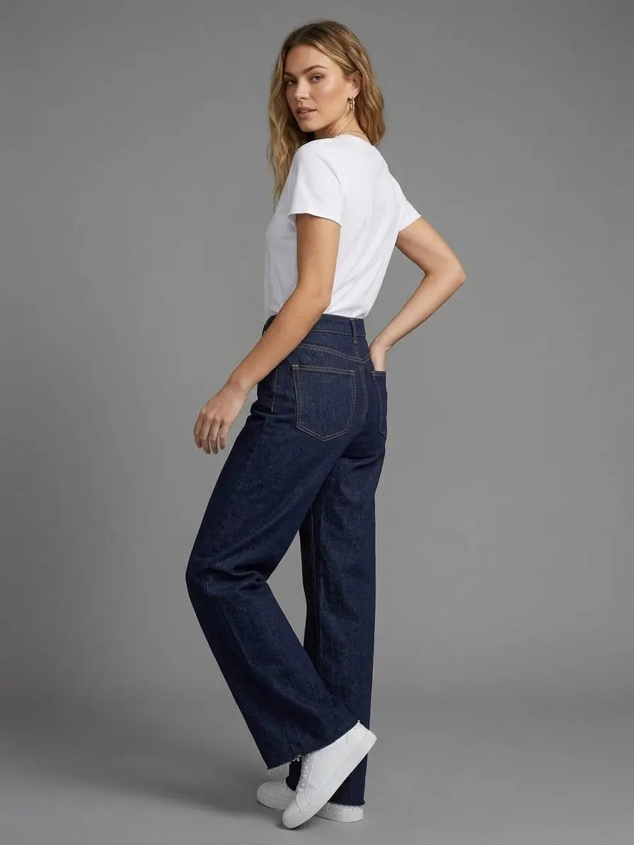 Wide Leg Jeans “Maya” – Pure Shape. Modern denim. Effortless Style. Mara