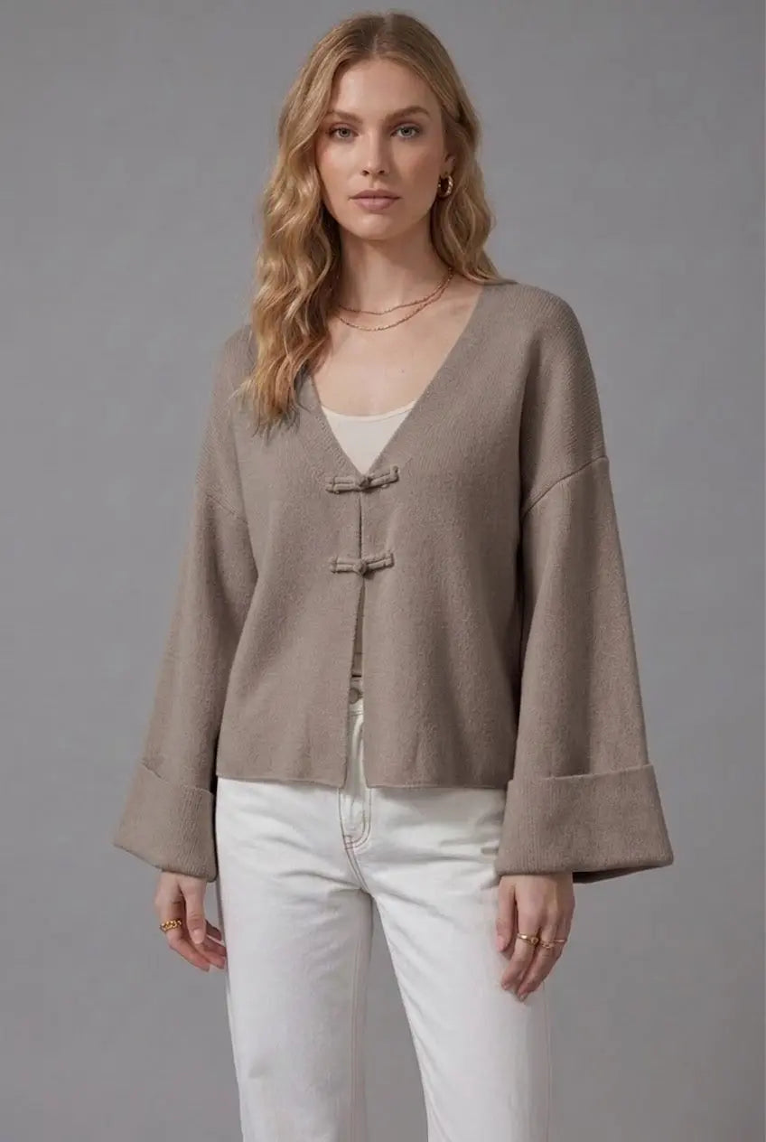 Sweater Jana - Soft knit, elegant silhouette & versatile everyday look - Mara