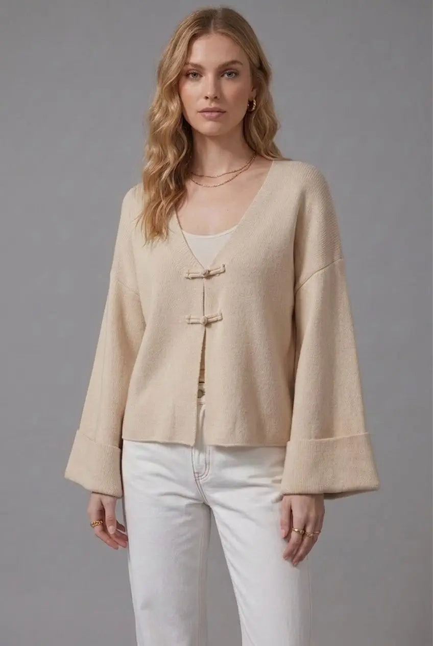 Sweater Jana - Soft knit, elegant silhouette & versatile everyday look - Mara