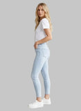 Light skinny jeans with push-up – the figure magic for every day Mara