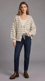 Cleo – Cozy Striped Knit Cardigan
A warm, modern essential for effortless everyday style. - Mara
