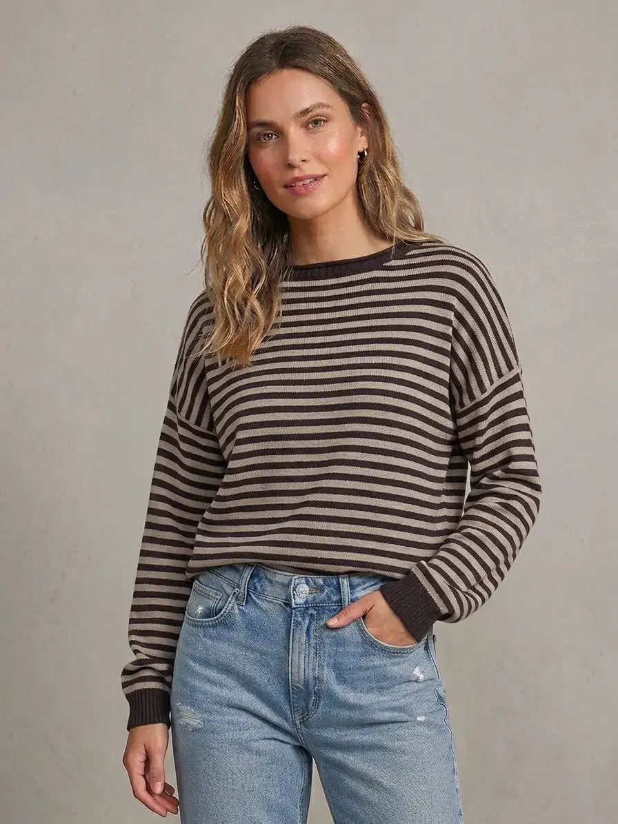 Theresa Pullover – Hochwertige mehrfarbig gestreifte Damenstrickware
