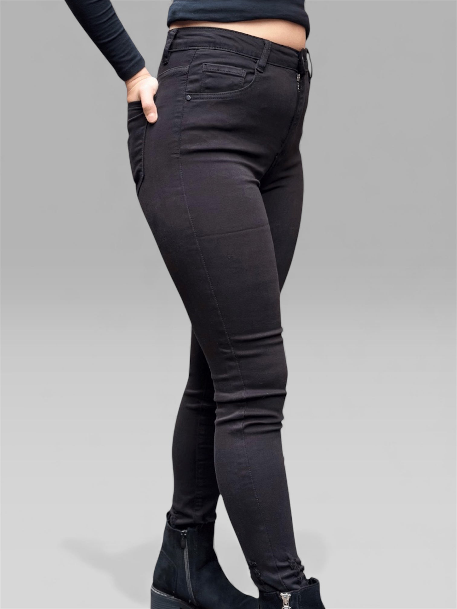 Niki Skinny Jeans