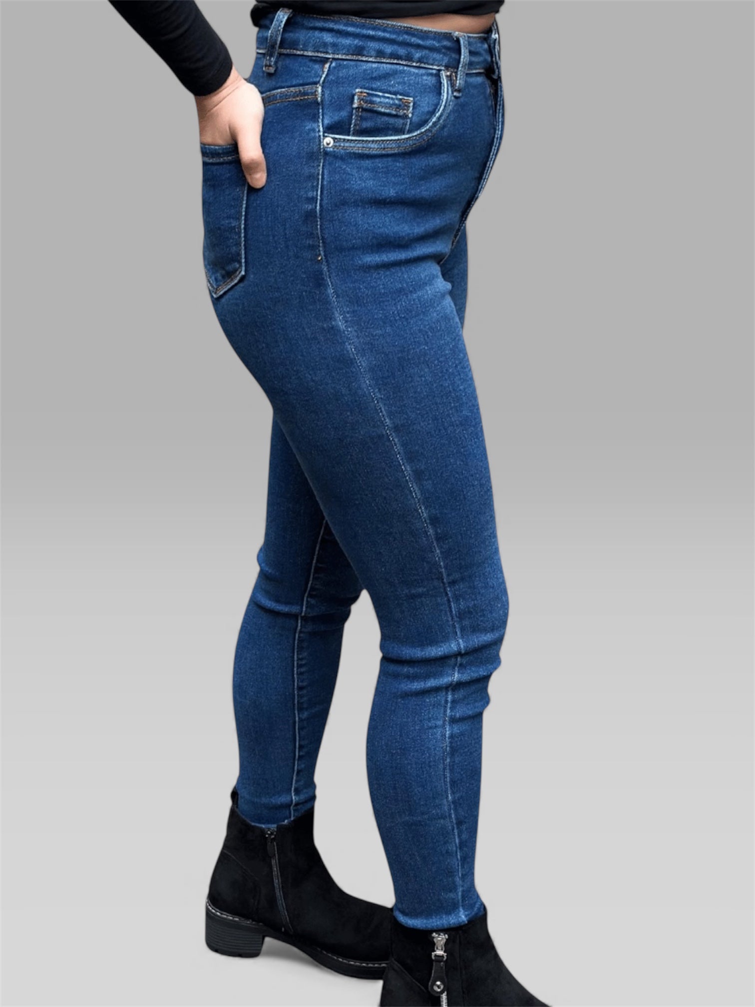 Momo Skinny Jeans